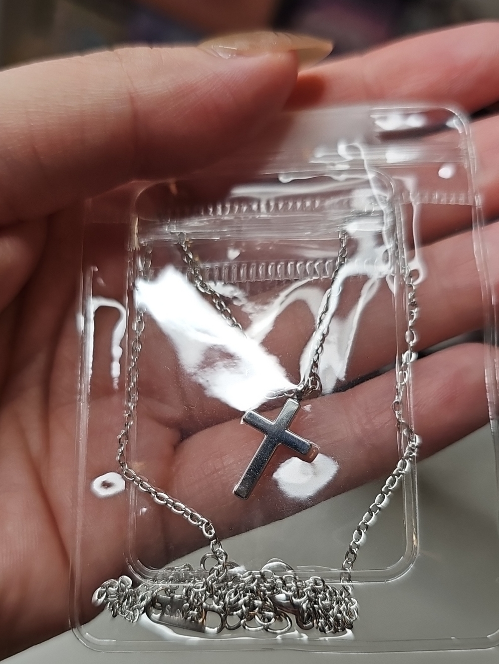 Gold Or Silver Cross Necklace Embellised 18in Chain New Steel - Picture 6 of 6